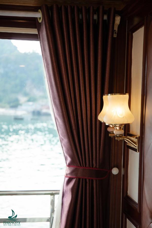 Harmony Boutique Cruises Hotel Ha Long Exterior photo